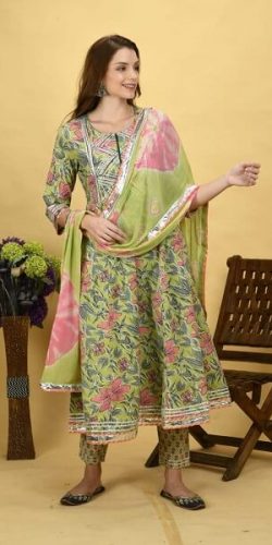 Green Block Print Suit Set with Pants