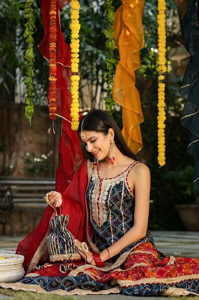 Buy Jyoti Skyblue Floral Printed Round Short KurtI Sharara Dupatta Set_M at  Amazon.in