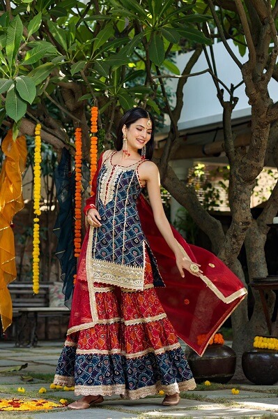Rajwanshi Party Wear Cotton Kurti Sharara Set, Size: S-XXL, Wash Care: Dry  clean at Rs 1000/set in Jaipur